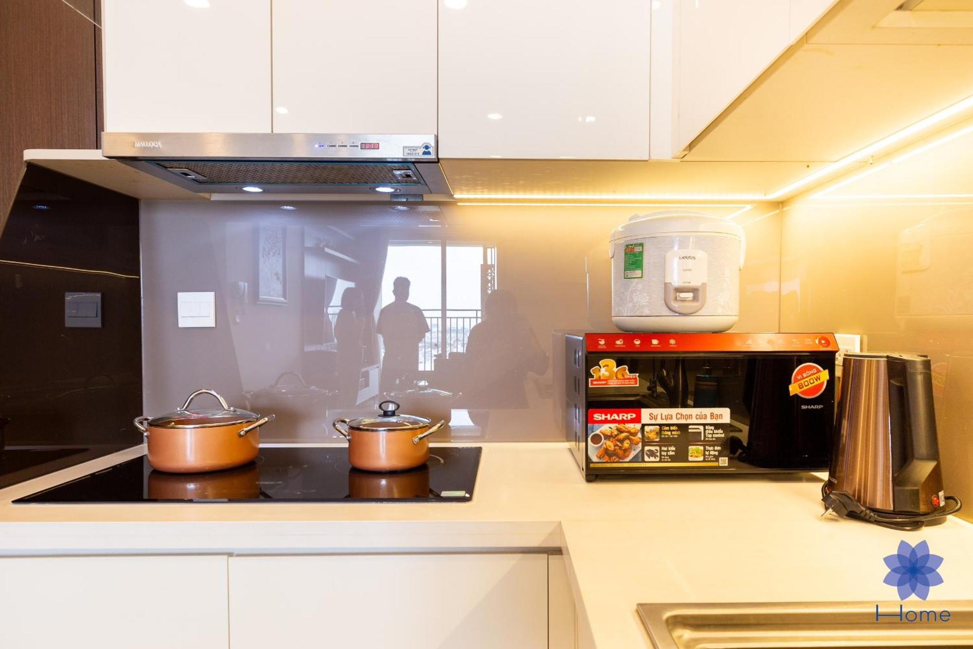 Home, Cosy&Luxury Apartment - 5Mins To Airport, Free Pool&Gym, Airport Pick Up Service Ho Şi Min Dış mekan fotoğraf