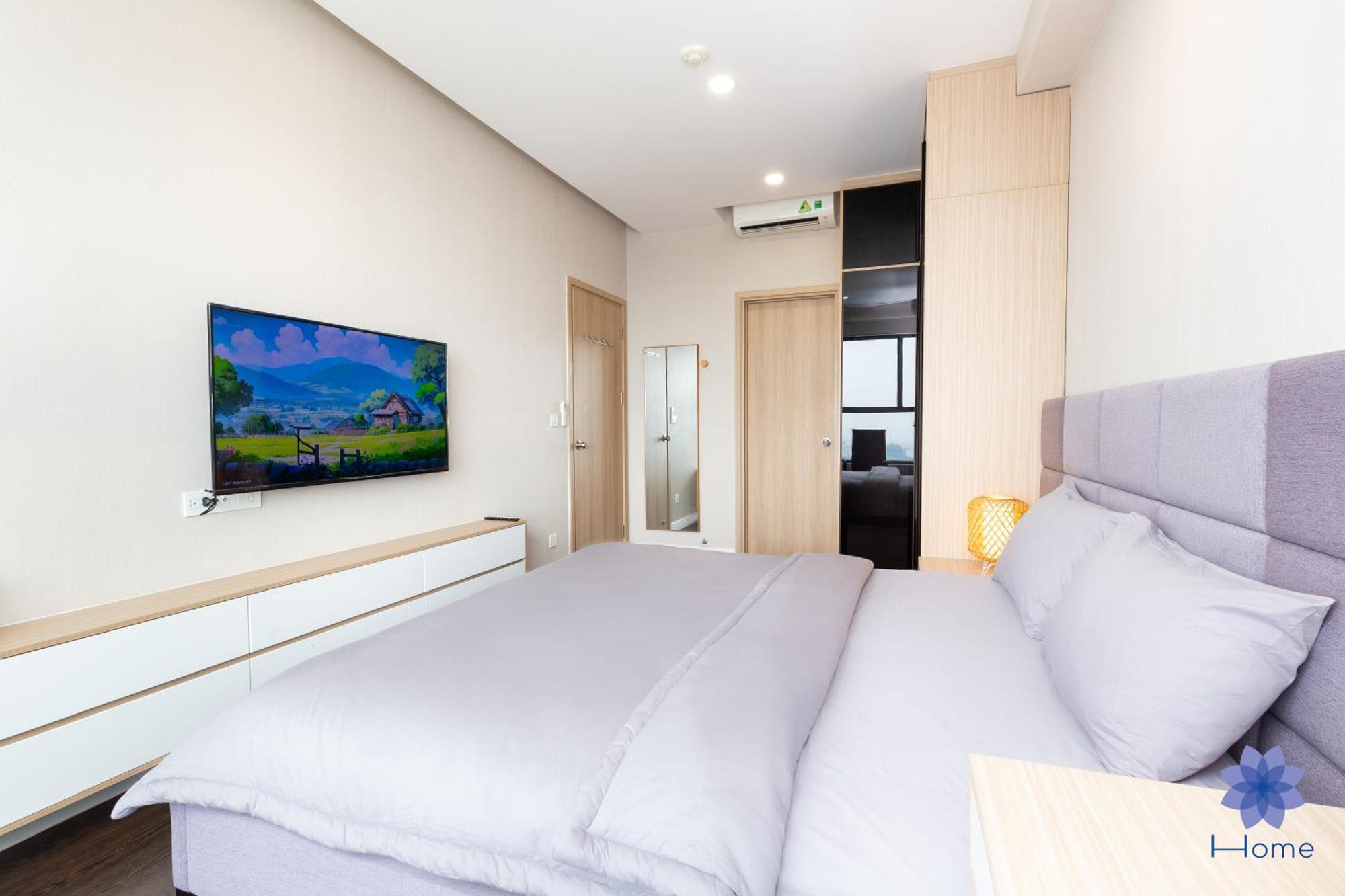 Home, Cosy&Luxury Apartment - 5Mins To Airport, Free Pool&Gym, Airport Pick Up Service Ho Şi Min Dış mekan fotoğraf